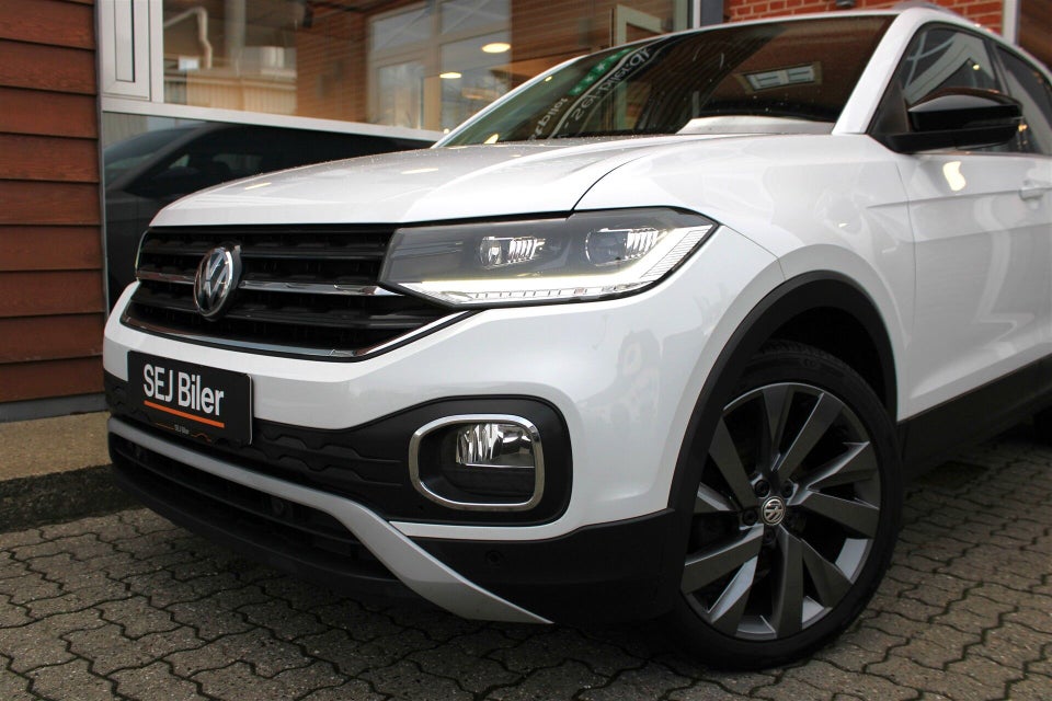 VW T-Cross 1,0 TSi 115 First Edition 5d