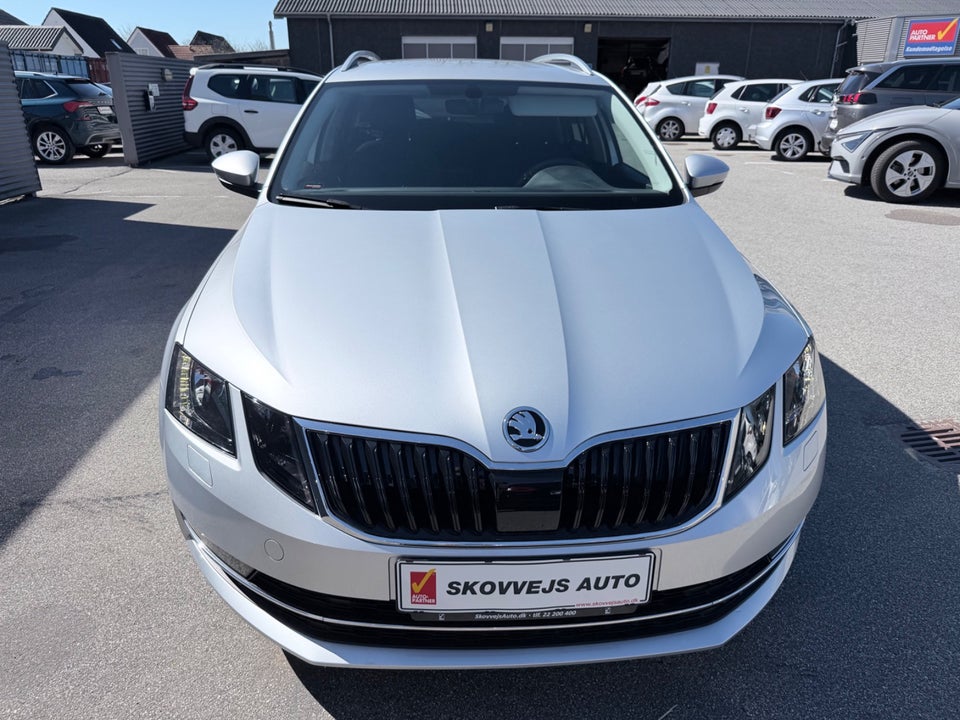Skoda Octavia 2,0 TDi 150 Business Line+ Celebration Combi DSG 5d