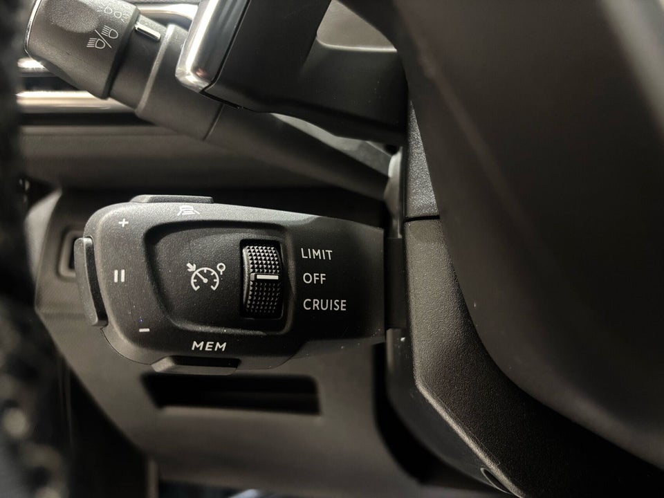 Peugeot 5008 1,5 BlueHDi 130 Allure Pack EAT8 7prs 5d