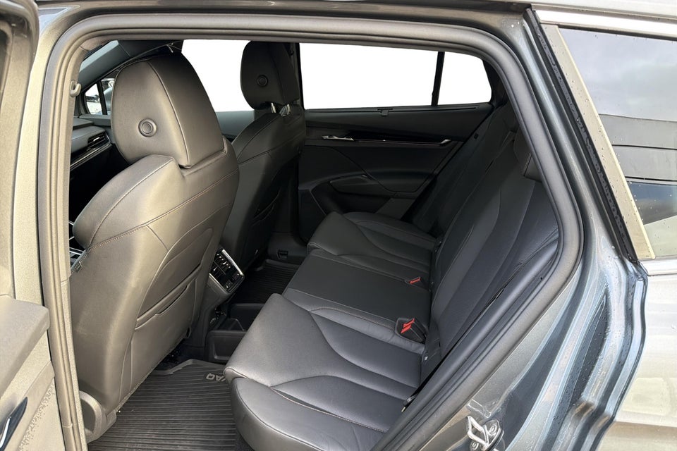 Skoda Enyaq 85x iV Laurin & Klement 5d