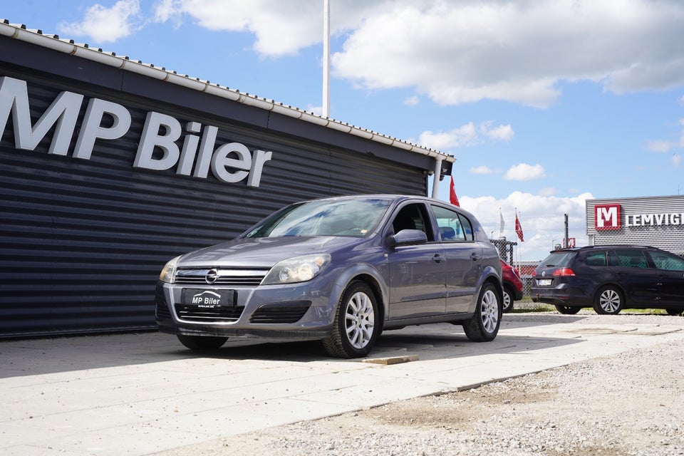 Opel Astra 1,4 16V Enjoy 5d