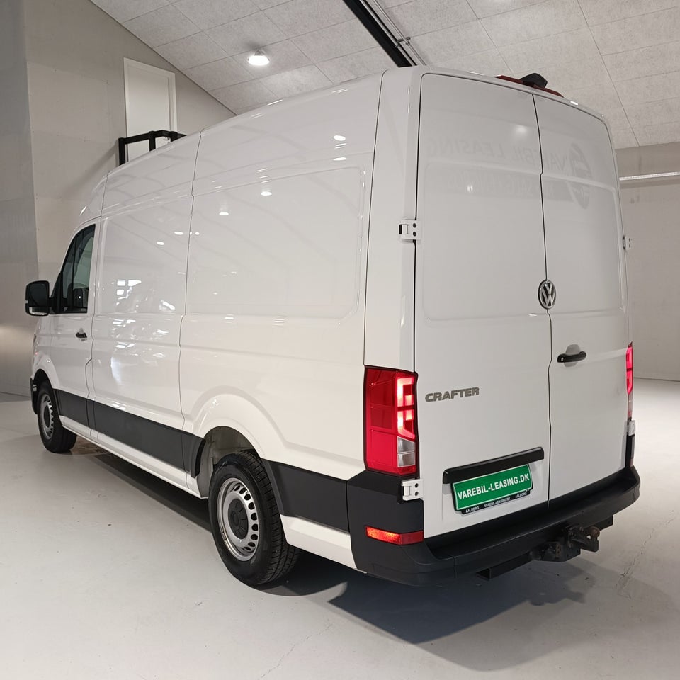 VW Crafter 35 2,0 TDi 177 Kassevogn L3H3 aut.
