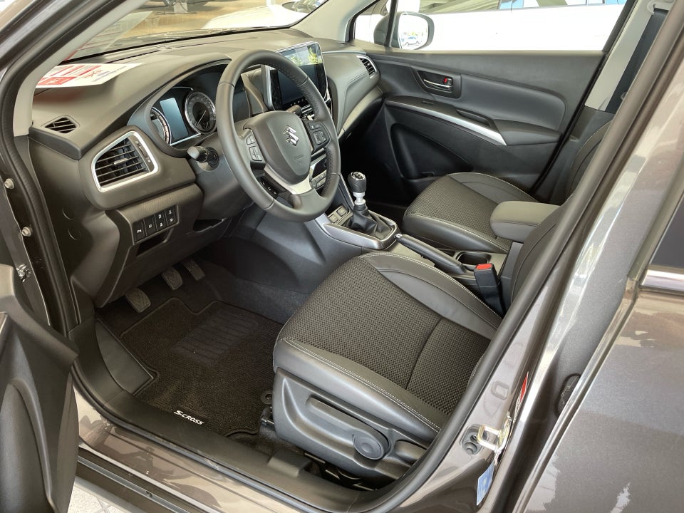 Suzuki S-Cross 1,4 mHybrid Adventure 5d