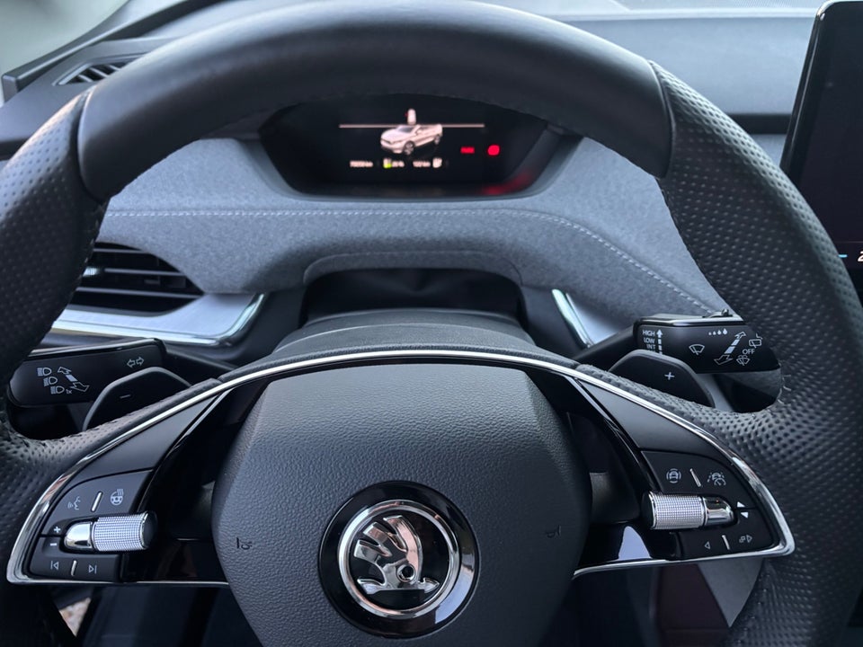 Skoda Enyaq 80 iV Loft 5d