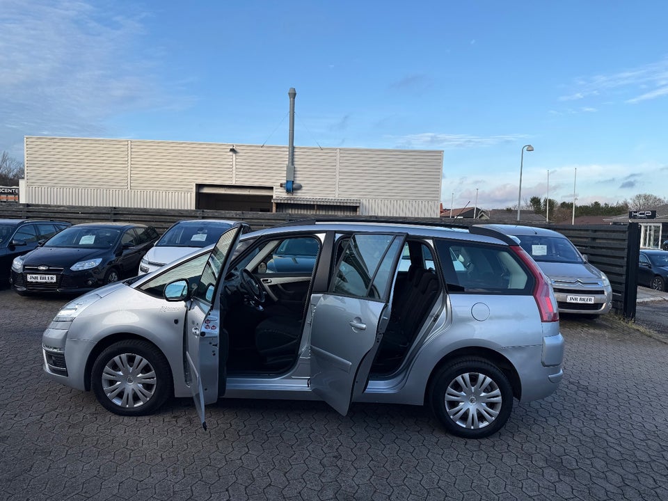 Citroën Grand C4 Picasso 1,6 HDi 112 Seduction 7prs 5d