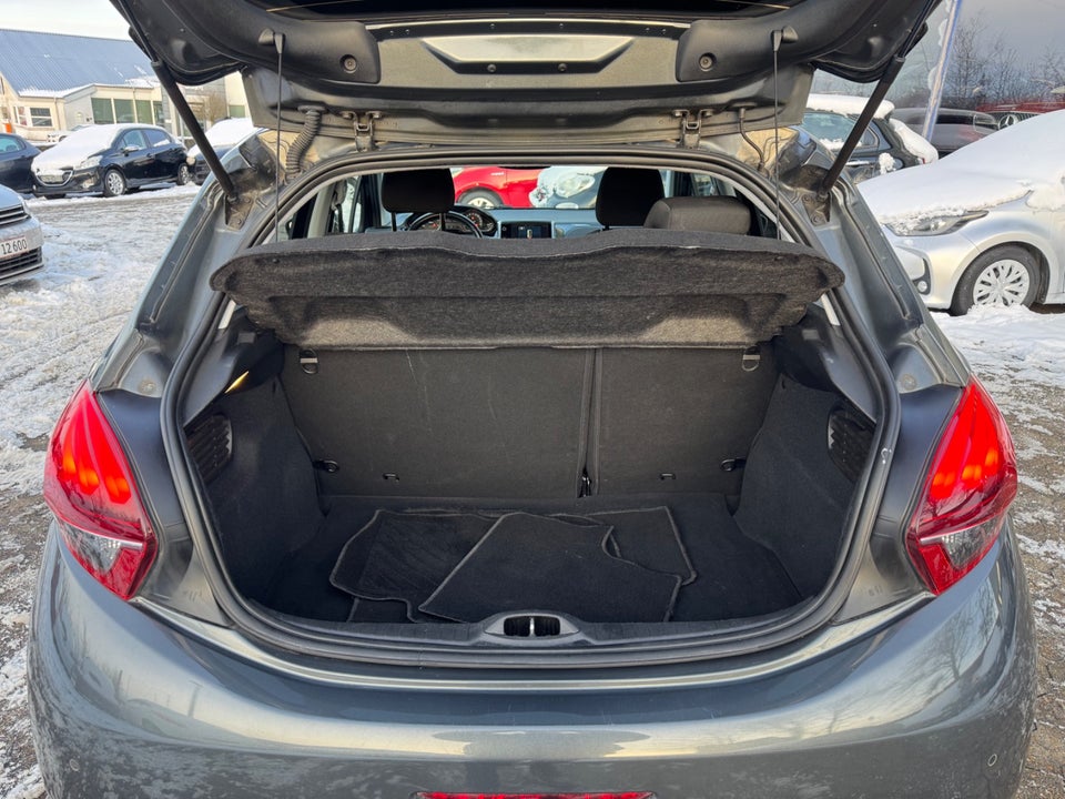 Peugeot 208 1,6 BlueHDi 100 Allure 5d