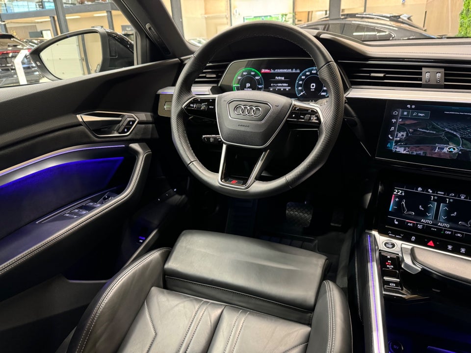 Audi e-tron 55 S-line quattro 5d