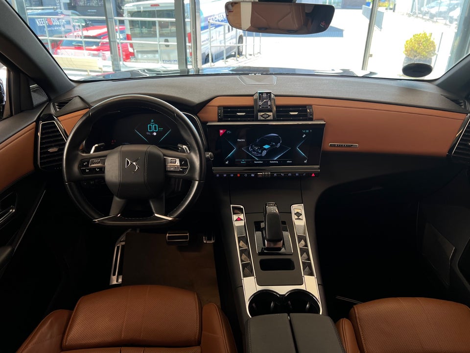 DS DS 7 CrossBack 1,6 E-Tense Opera EAT8 AWD 5d