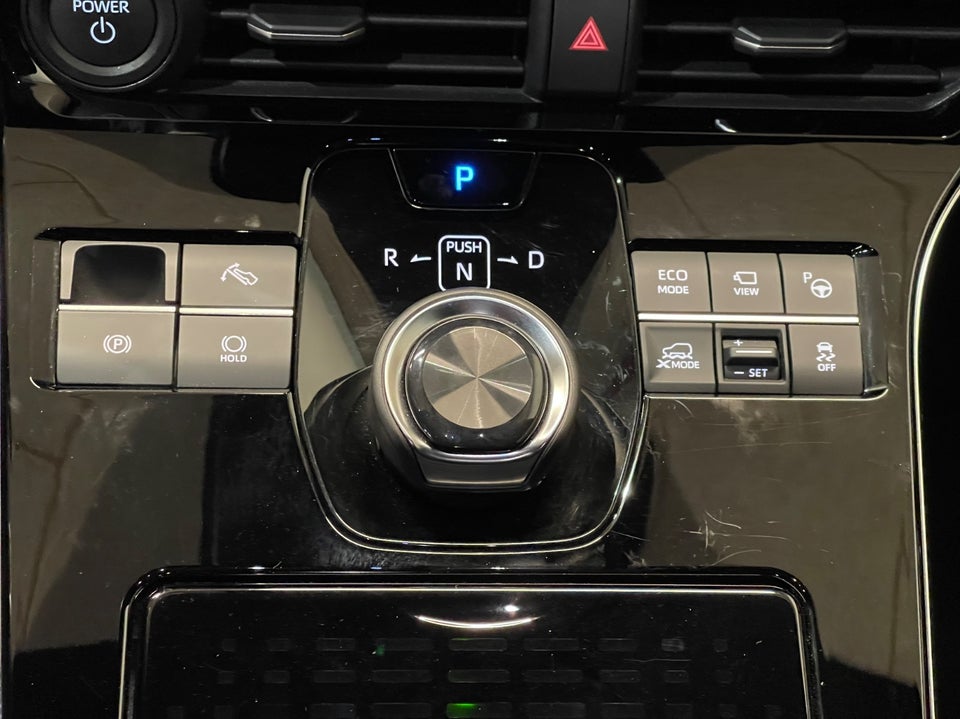 Toyota bZ4X Executive AWD 5d