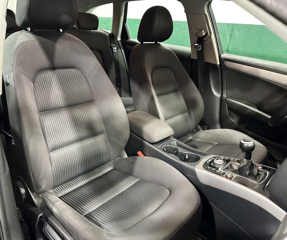 Audi A4 2,0 TDi 136 S-line Avant 5d