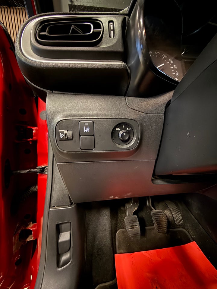 Citroën C3 1,6 BlueHDi 75 Feel 5d