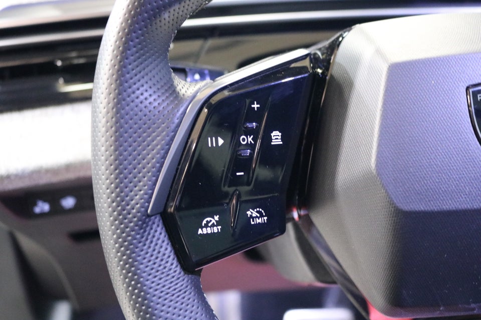 Peugeot e-5008 77 GT 7prs 5d