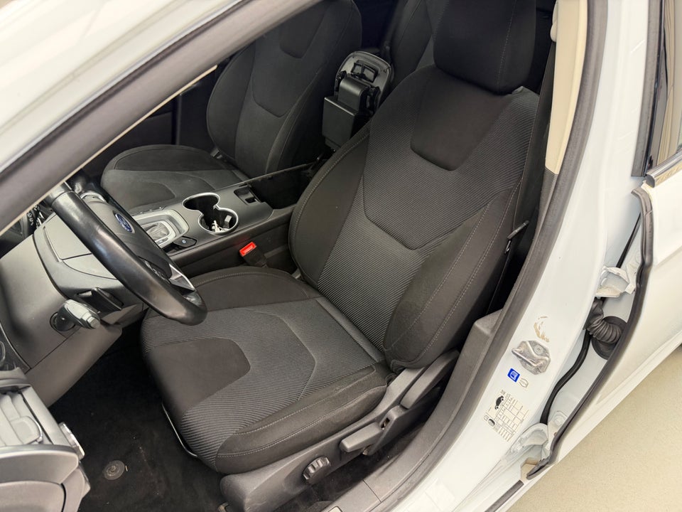 Ford Mondeo 2,0 TDCi 150 Titanium aut. 5d