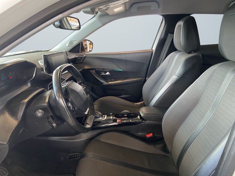 Peugeot e-2008 50 Allure 5d