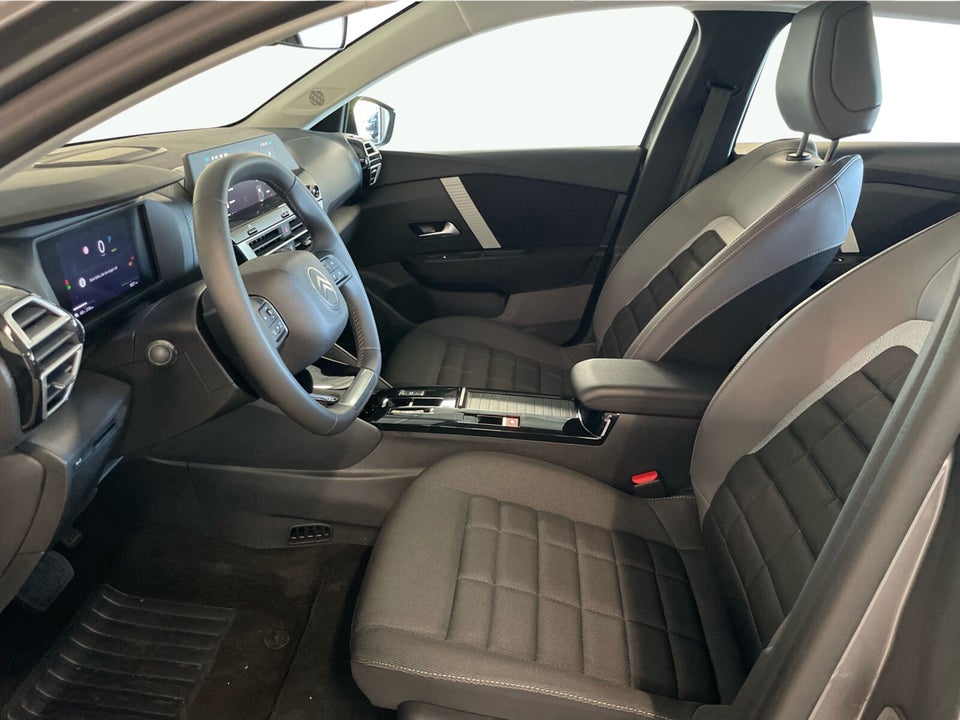 Citroën ë-C4 X 50 Plus 4d