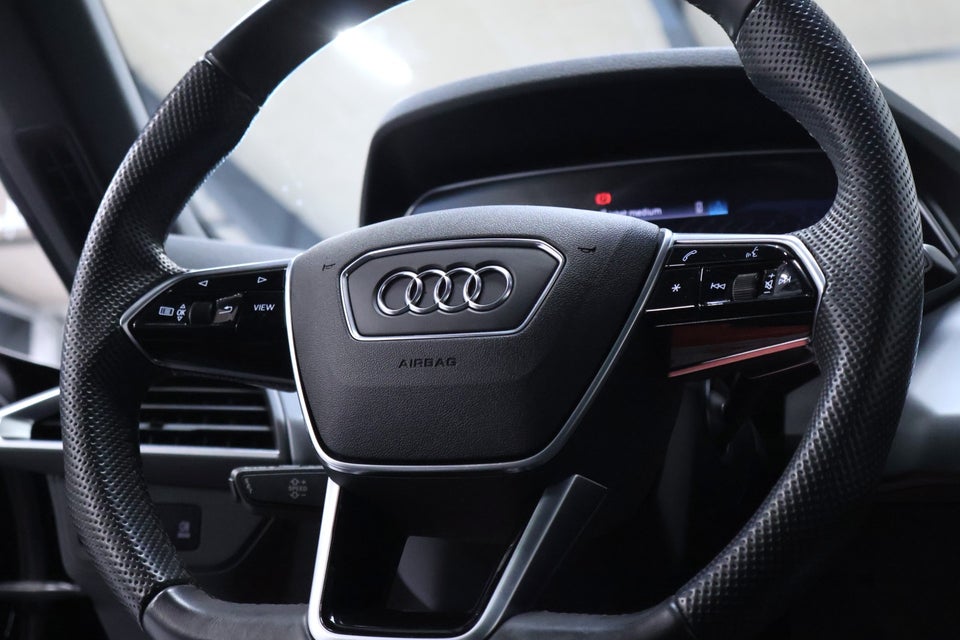 Audi e-tron GT quattro 4d