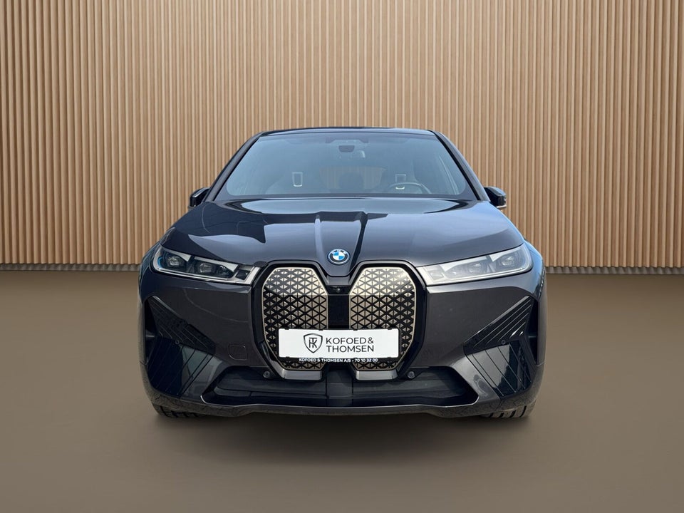 BMW iX xDrive40 5d