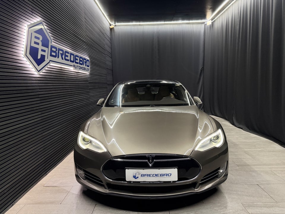 Tesla Model S 70D 5d