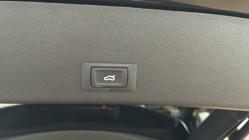 Audi e-tron 55 Advanced quattro 5d