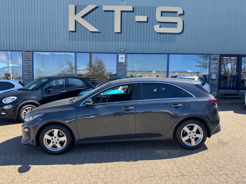 Kia Ceed 1,4 T-GDi Collection 5d