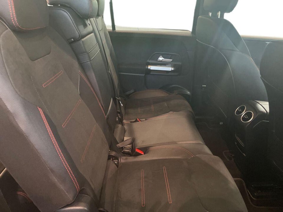 Mercedes EQB300 4Matic 5d