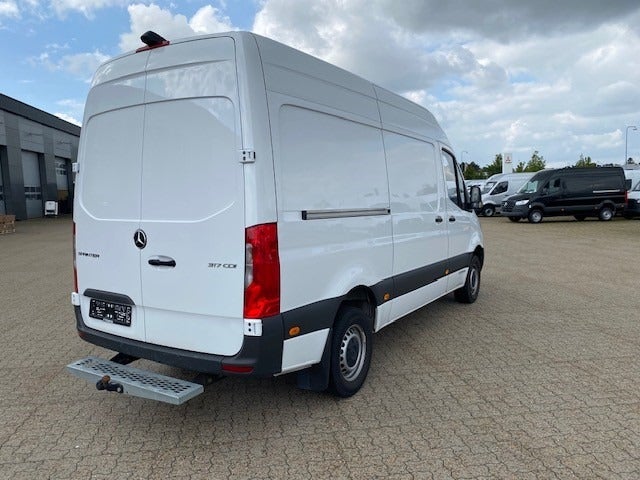 Mercedes Sprinter 317 2,0 CDi A2 Kassevogn aut. RWD