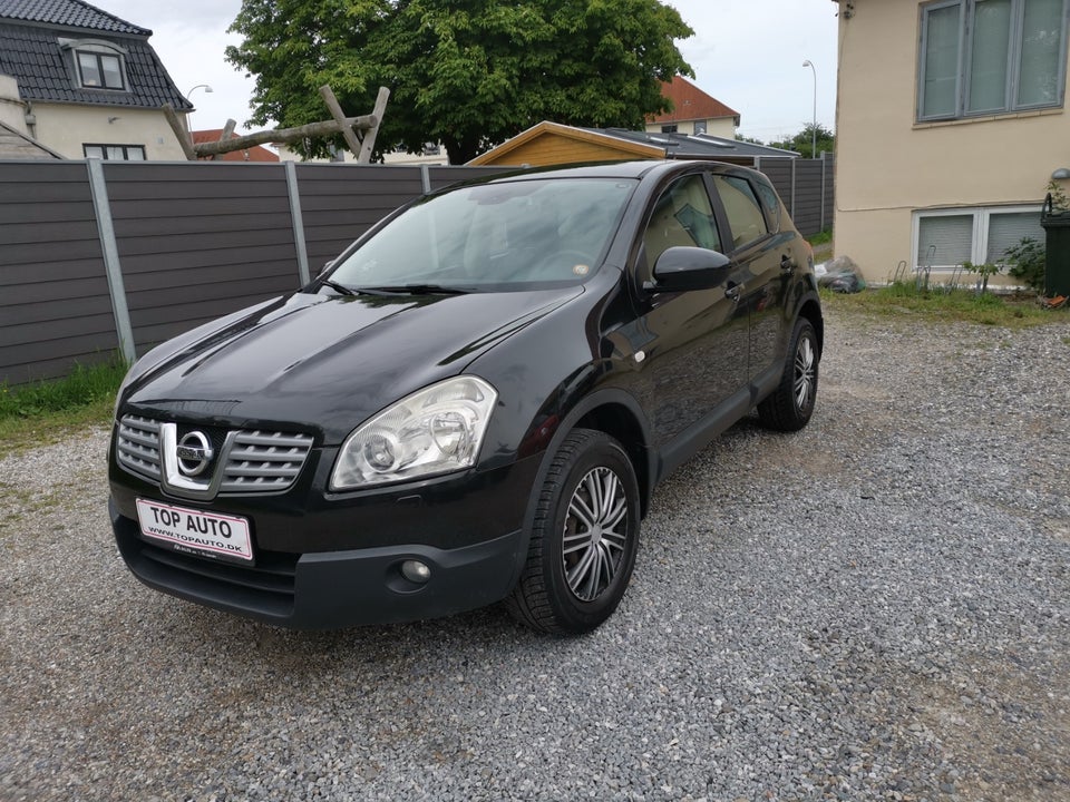 Nissan Qashqai 2,0 Tekna 5d