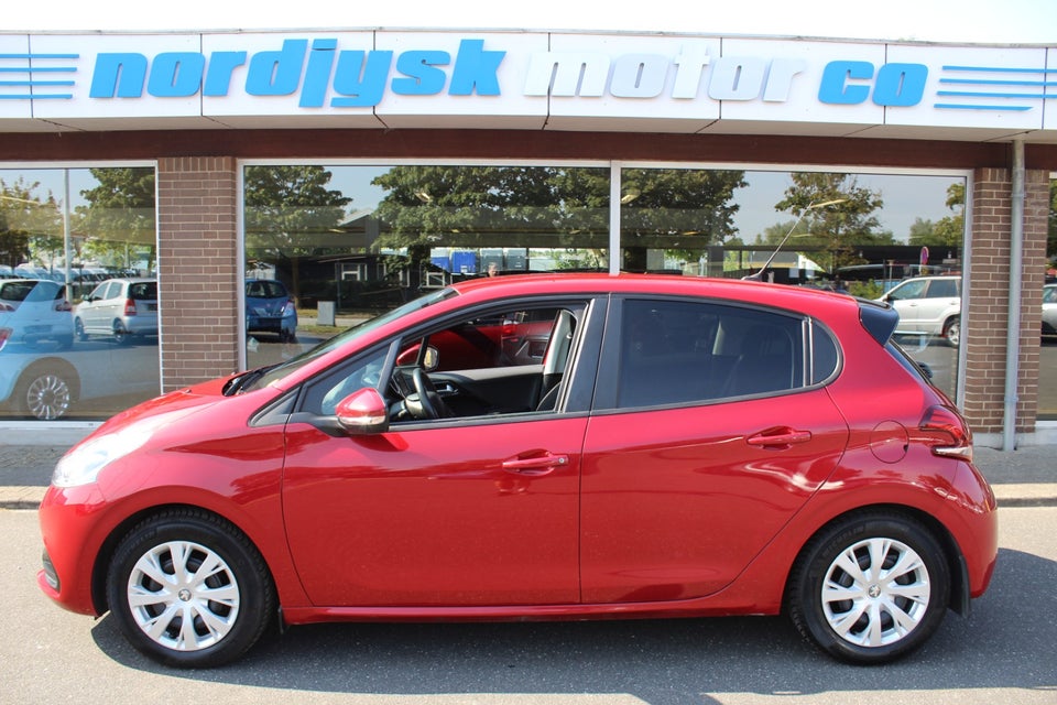 Peugeot 208 1,2 VTi 82 Active 5d