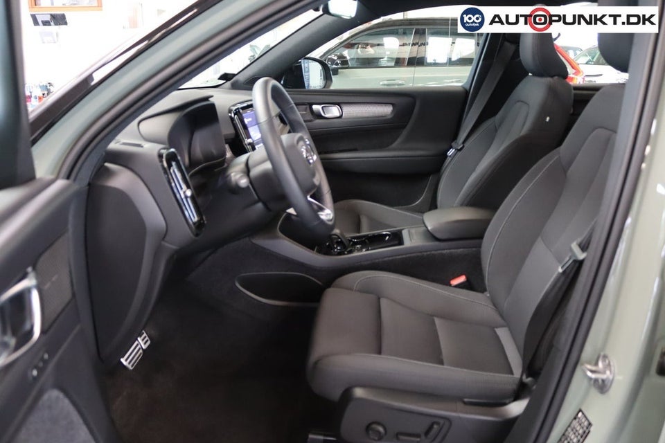 Volvo XC40 P8 ReCharge Twin Pro 5d