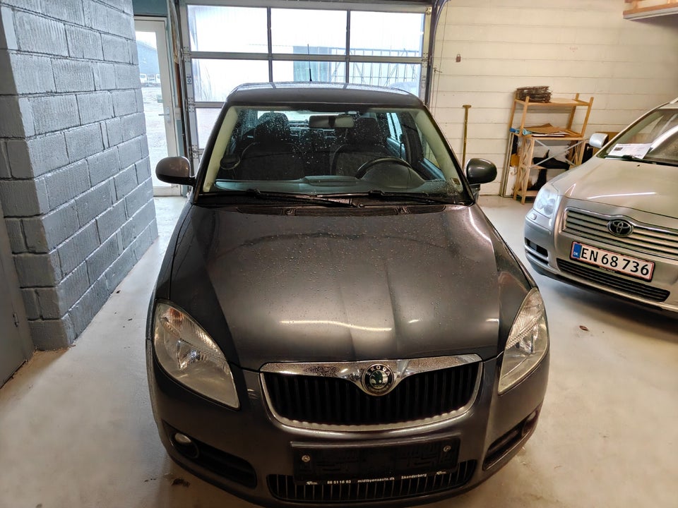 Skoda Fabia 1,4 16V Elegance Combi 5d