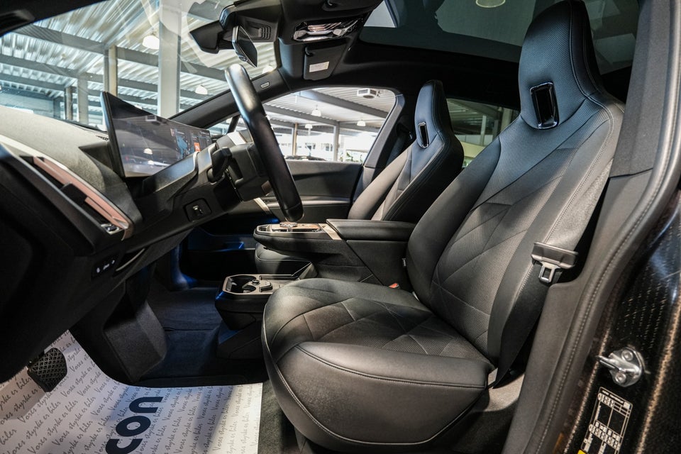 BMW iX xDrive40 Sport 5d