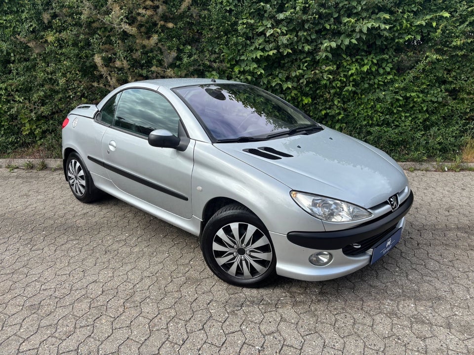 Peugeot 206 2,0 16V CC 2d