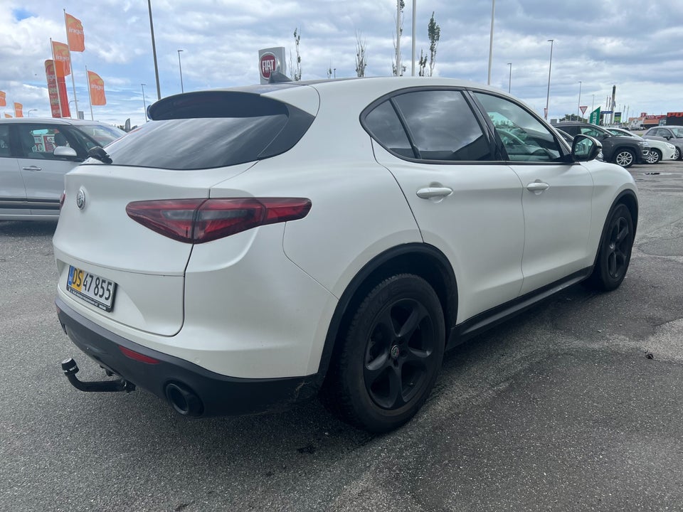 Alfa Romeo Stelvio 2,2 JTD 190 Edizione aut. Van 5d