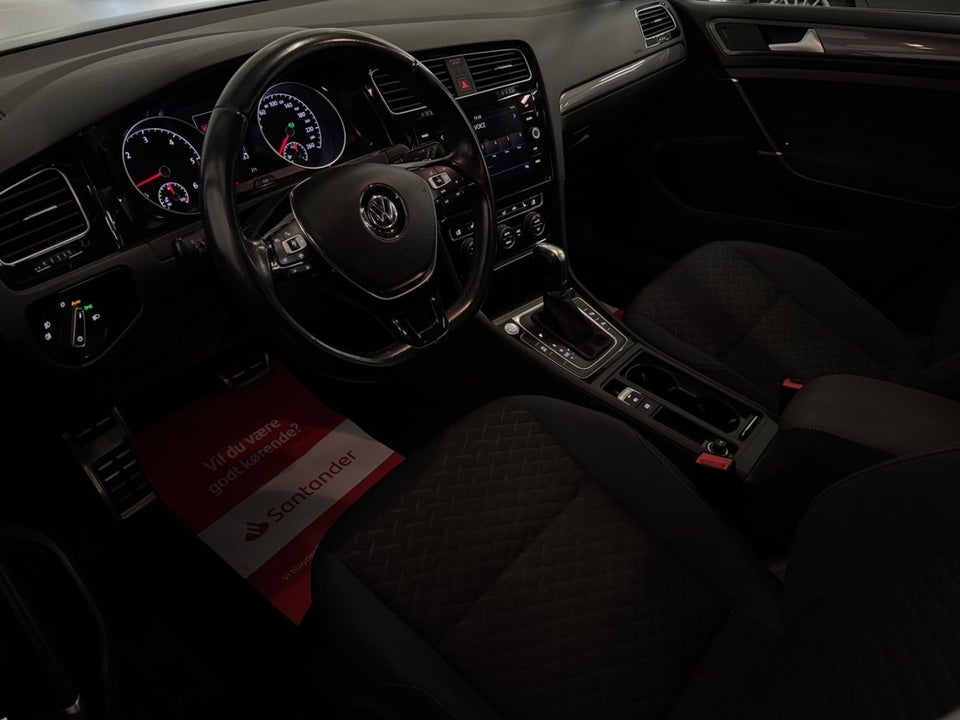 VW Golf VII 1,6 TDi 115 IQ.Drive Variant DSG 5d