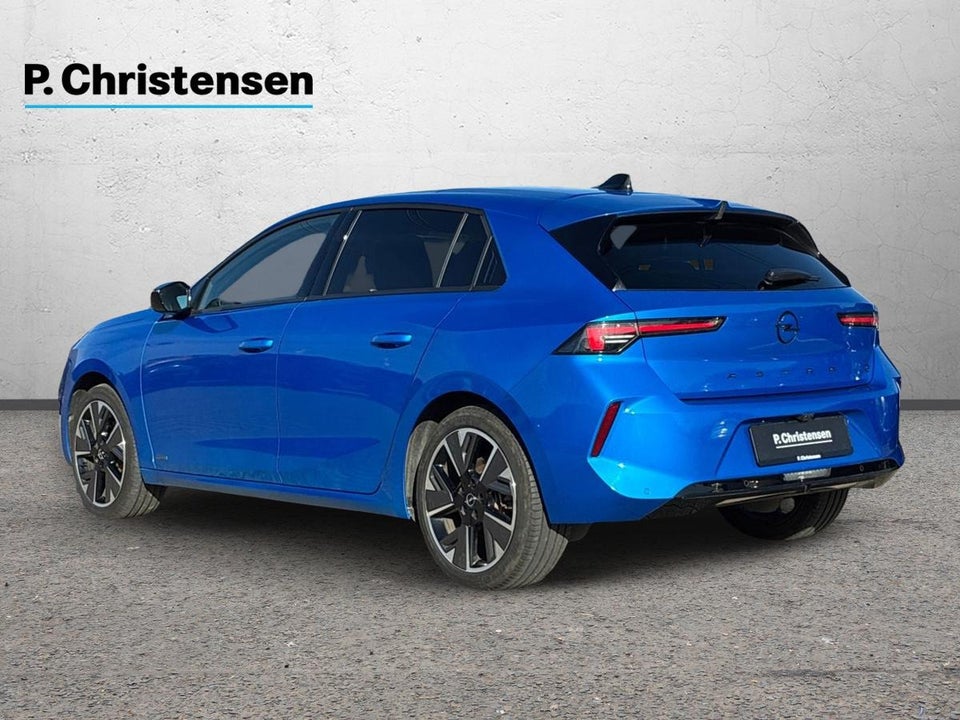 Opel Astra-e 54 Ultimate 5d