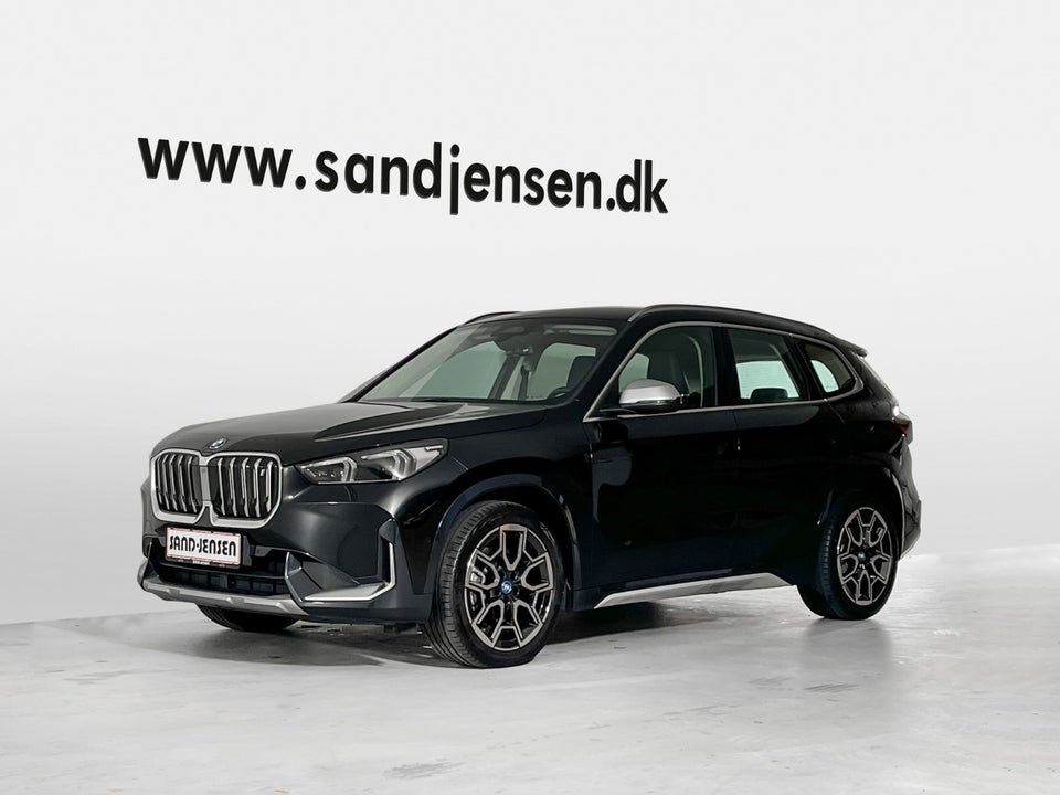 BMW iX1 xDrive30 X-Line 5d