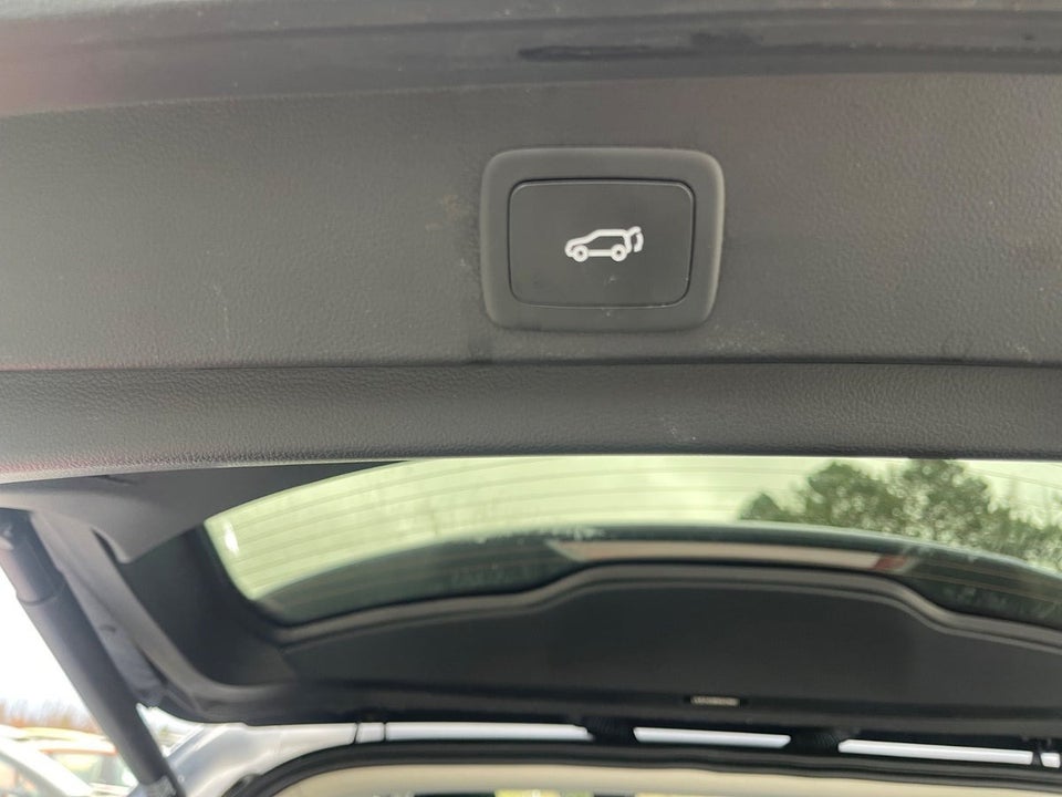 MG Marvel R Luxury 5d