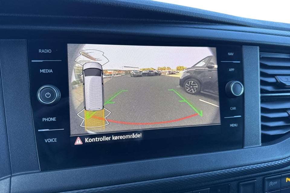 VW Transporter 2,0 TDi 150 Kassevogn DSG lang