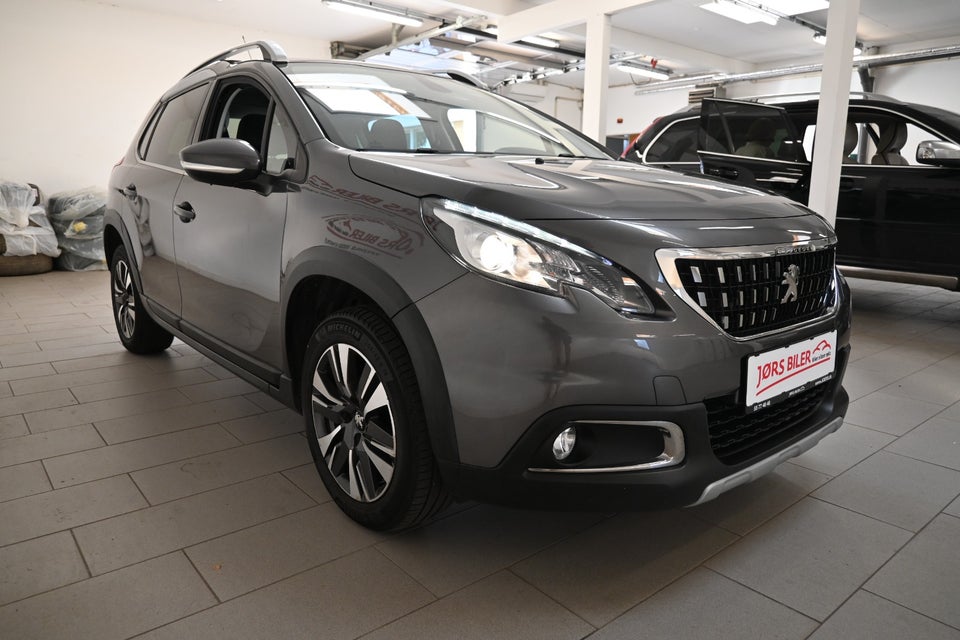 Peugeot 2008 1,6 BlueHDi 100 Allure Sky 5d