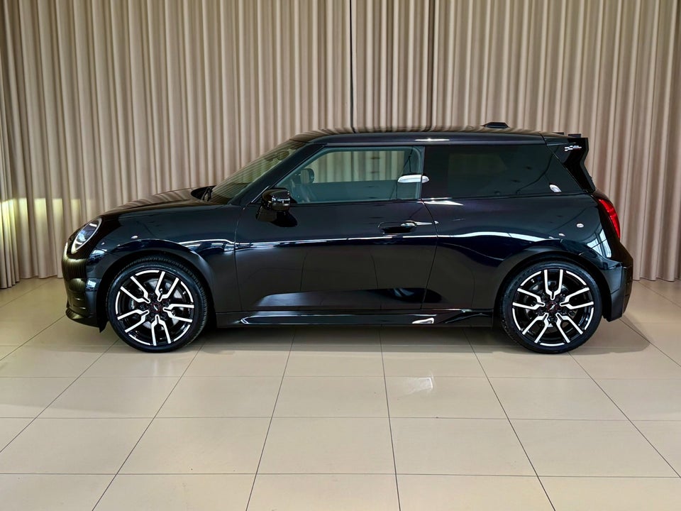 MINI Cooper SE JCW Trim M 3d
