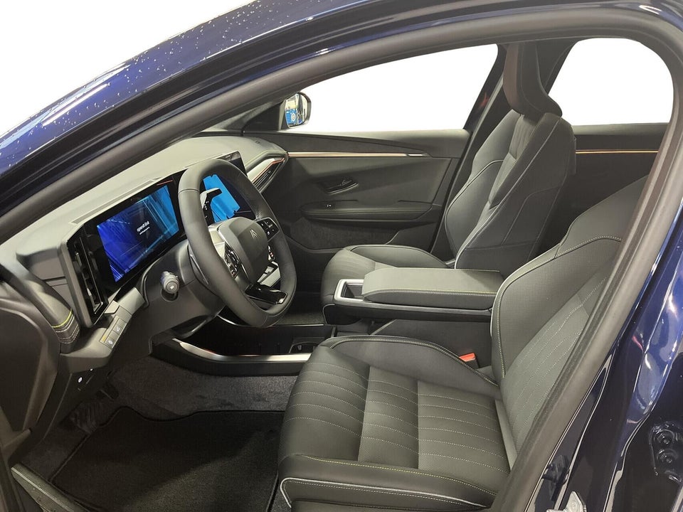 Renault Scenic E-Tech 87 Iconic 5d