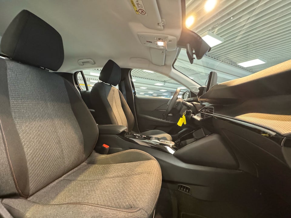 Peugeot e-208 50 Style 5d