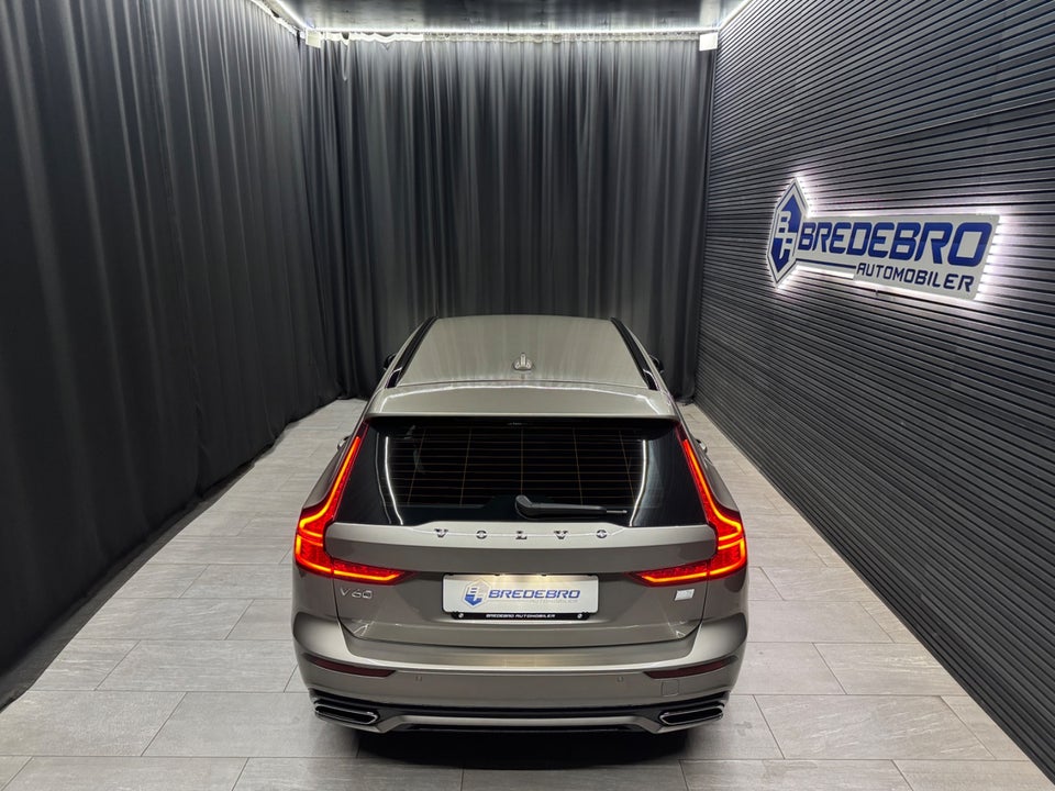 Volvo V60 2,0 T6 ReCharge R-Design aut. AWD 5d