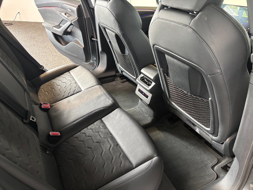 Audi S6 e-tron Avant quattro 5d