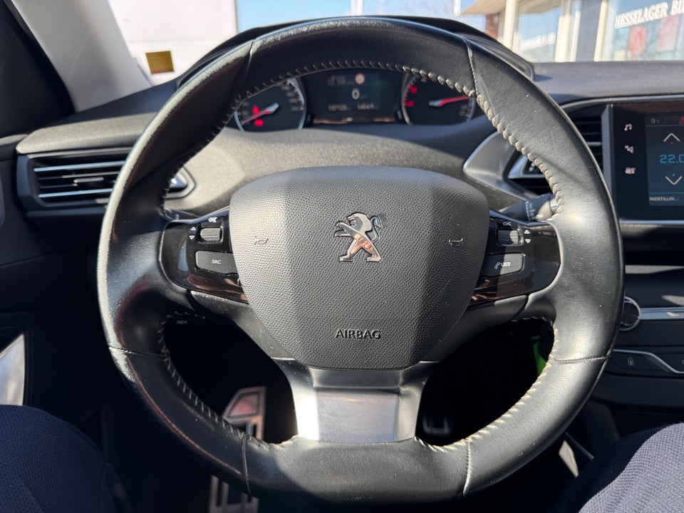 Peugeot 308 1,6 BlueHDi 120 Allure Sky SW 5d