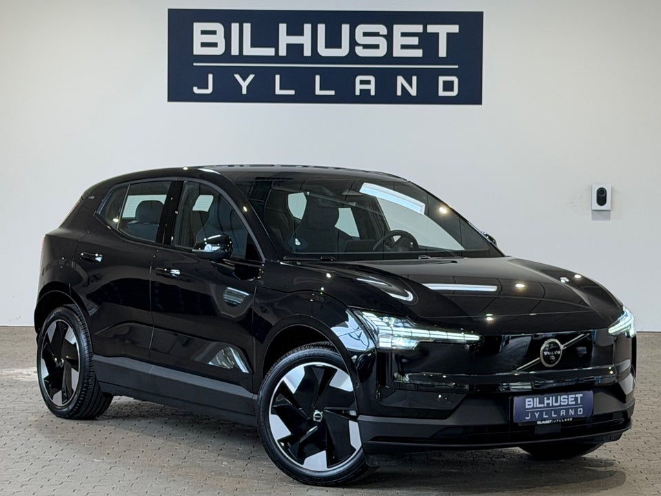 Volvo EX30 Extended Range Ultra 5d