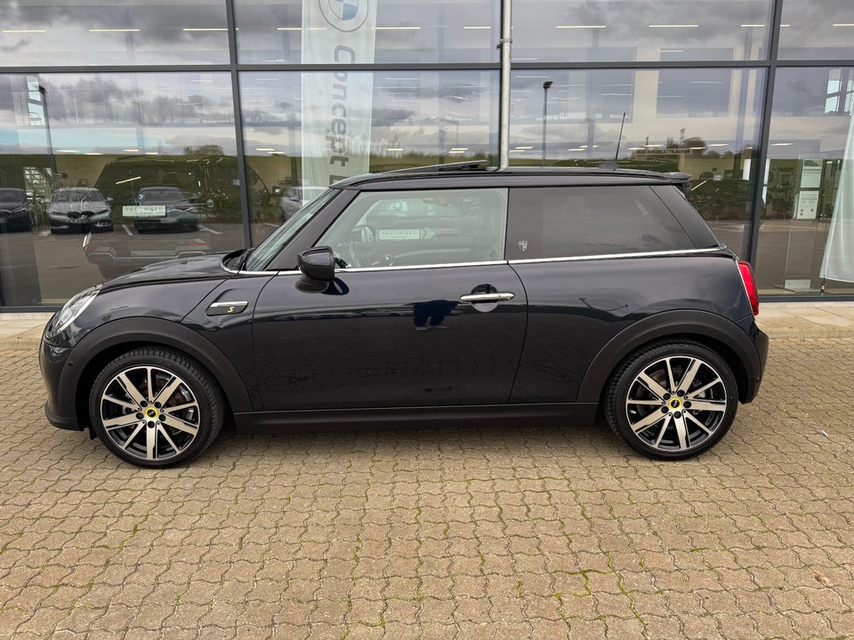 MINI Cooper SE Yours Trim 3d