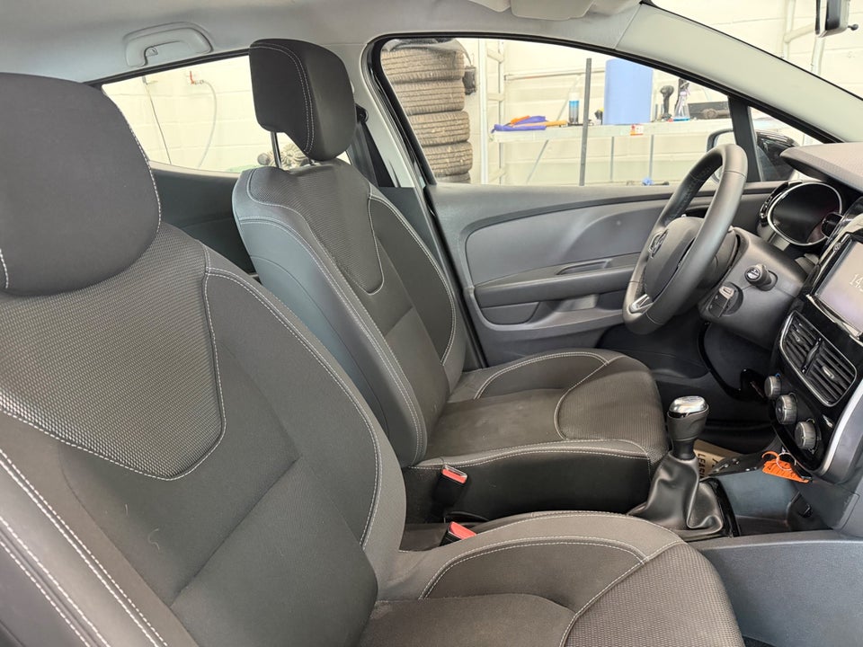 Renault Clio IV 1,5 dCi 90 Zen 5d