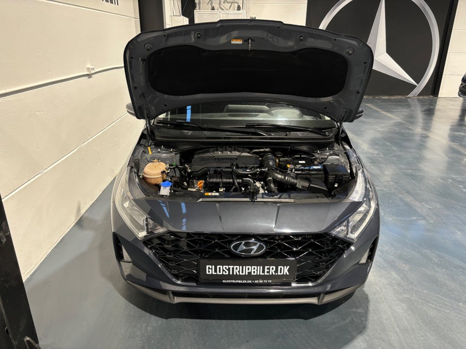 Hyundai i20 1,0 T-GDi Essential DCT 5d