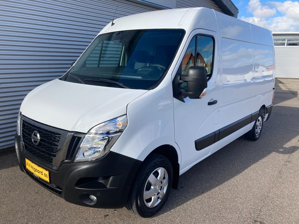 Nissan Interstar 2,3 dCi 150 L2H2 Tekna Van